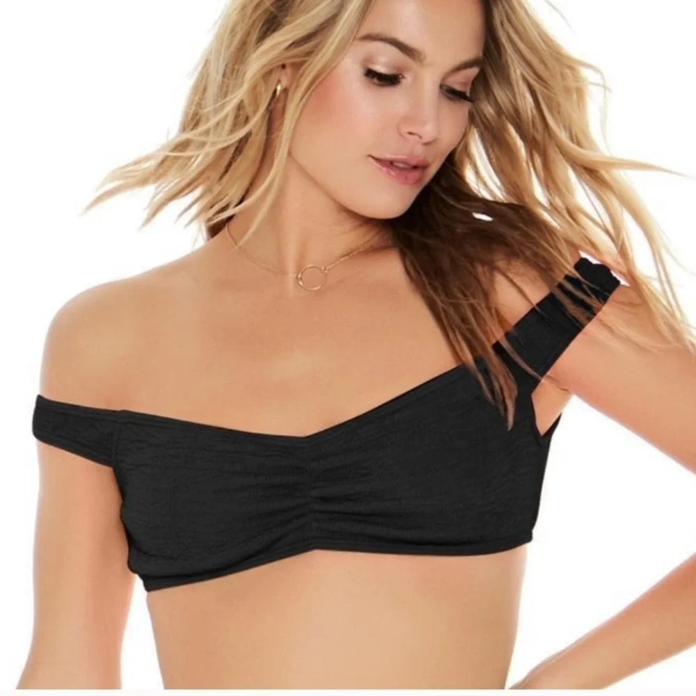 NWT L*space Ziggy black crinkle stretch bikini top, off shoulder bandeau